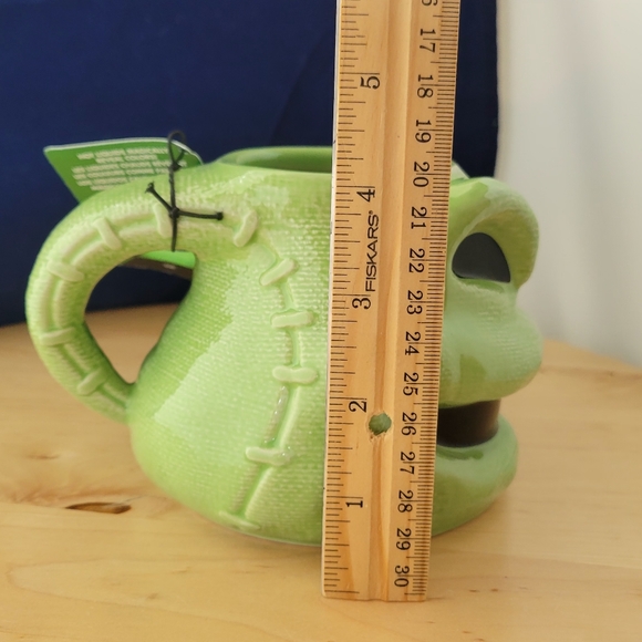 NEW Disney Parks 2022 Nightmare Before Christmas Oogie Boogie Color Changing Mug - Picture 8 of 9